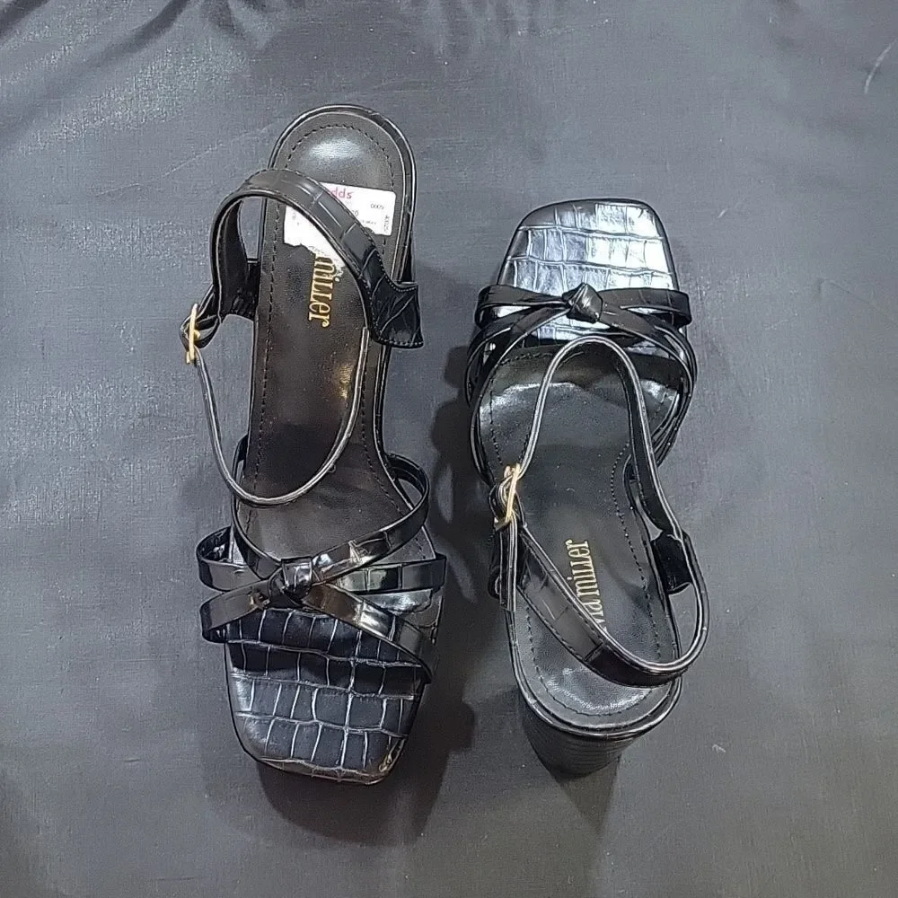 BRAND NEW OLIVIA MILLER HIGH BLOCK HEEL OPEN TOE ADJUSTABLE BUCKLE SANDAL